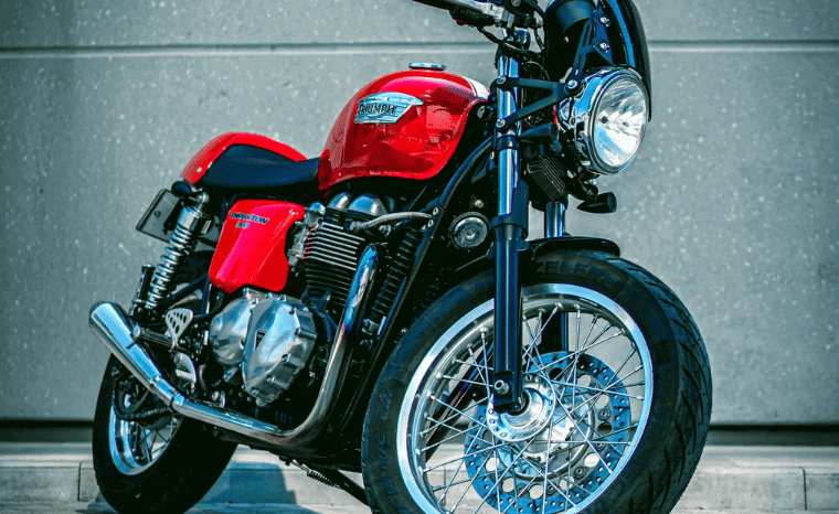 2011 Triumph Thruxton 900