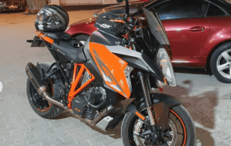 
								2016 KTM 1290 Super Duke GT full									