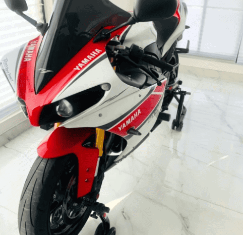 
								2012 Yamaha YZF-R1 Anniversary full									